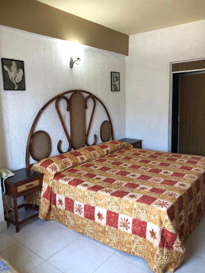 Hotel Sol Del Pacifico Lázaro Cárdenas Exteriör bild