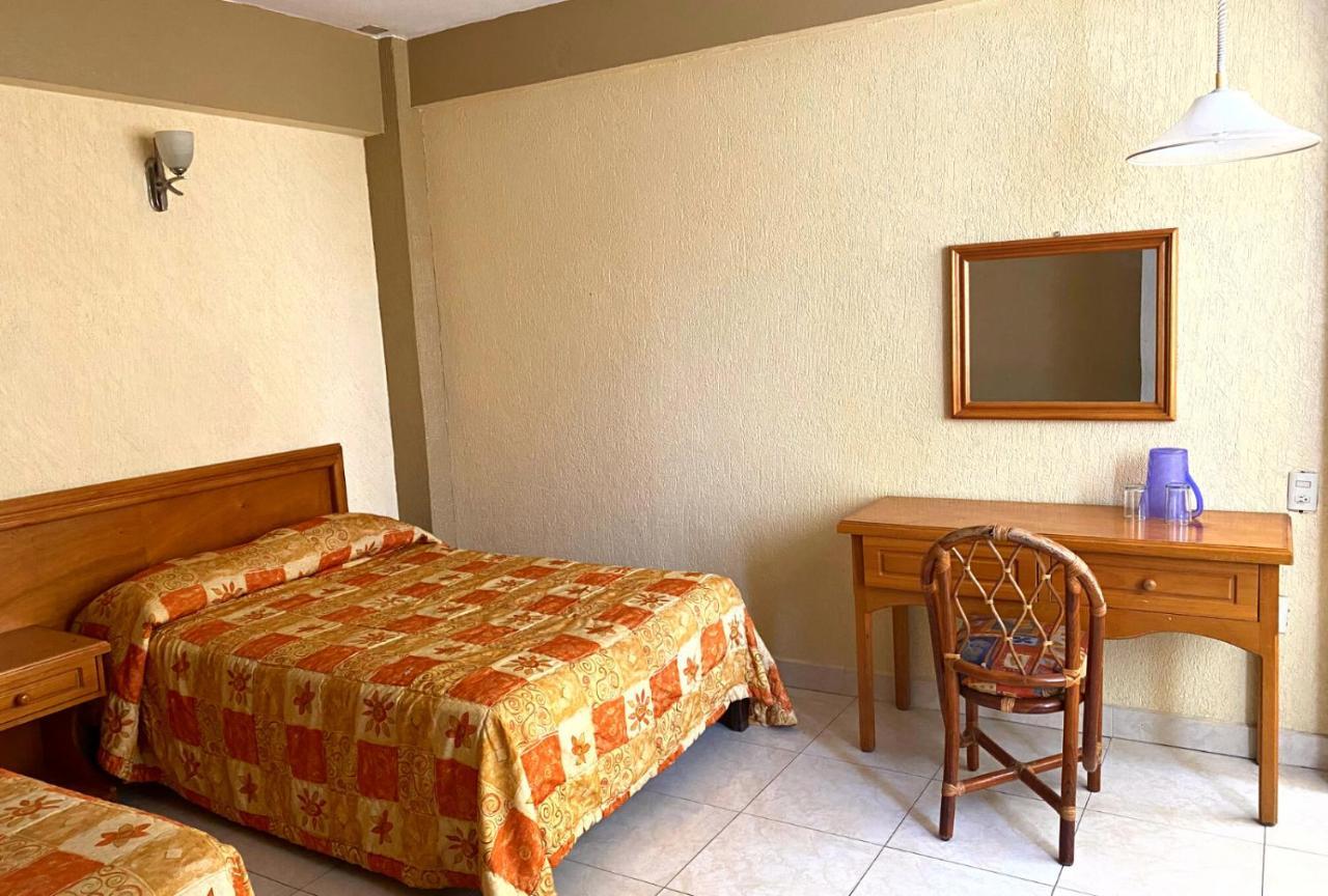 Hotel Sol Del Pacifico Lázaro Cárdenas Exteriör bild