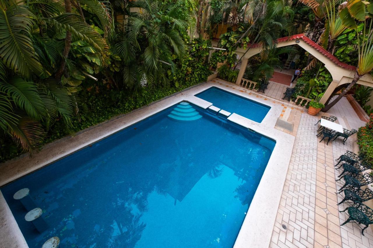 Hotel Sol Del Pacifico Lázaro Cárdenas Exteriör bild